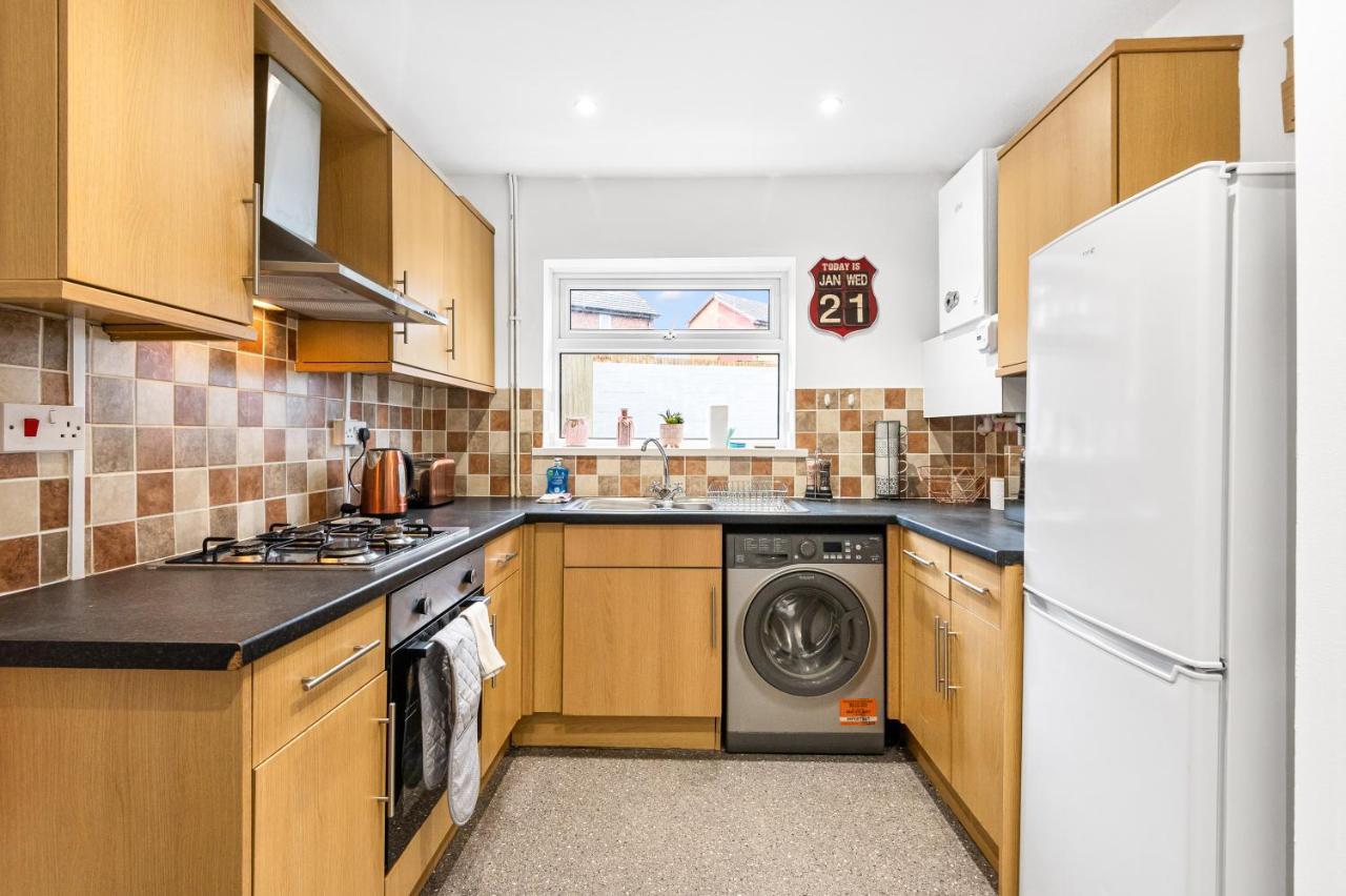 Morriston Off Road Parking, Garden, Tv'S In Bedrooms מראה חיצוני תמונה